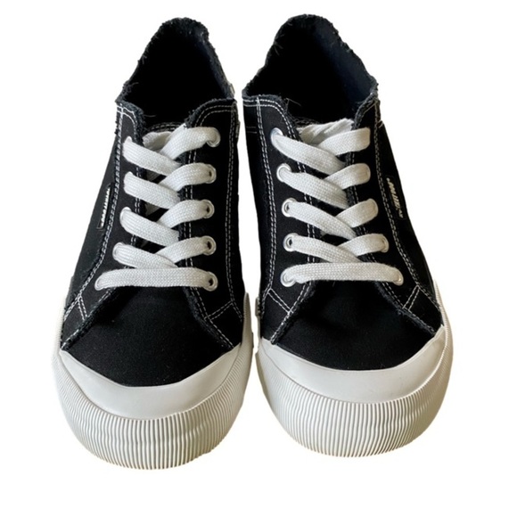 Rocket Dog Shoes Rocket Dog Jazzin Black Canvas Lowtop Frayed Edge